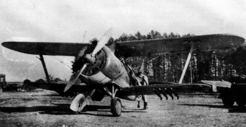 File:I-15 Chaika Captured by German Army.jpg